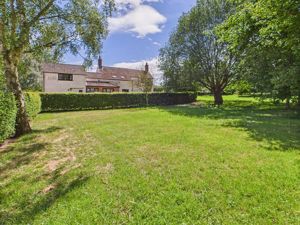 Front Garden- click for photo gallery